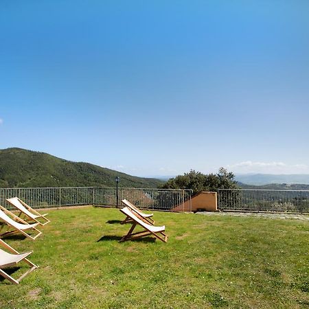 Casale Pundarika Guest House Riparbella Eksteriør bilde