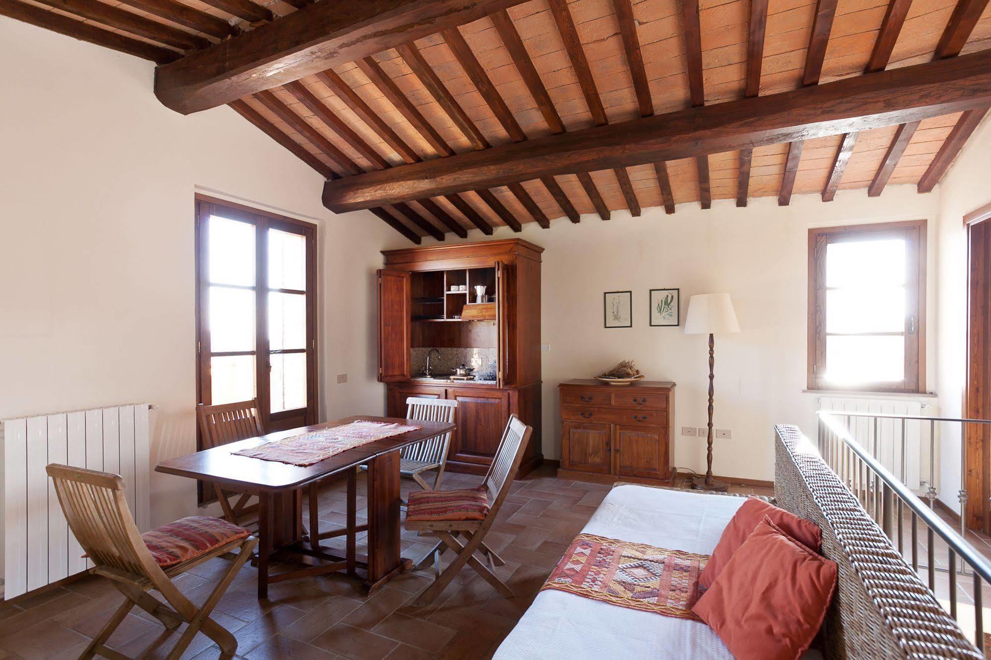 Casale Pundarika Guest House Riparbella Eksteriør bilde