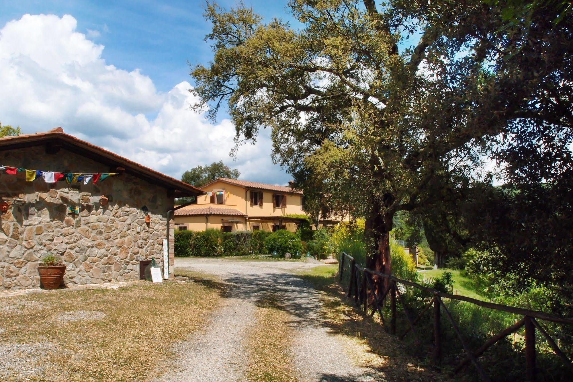 Casale Pundarika Guest House Riparbella Eksteriør bilde