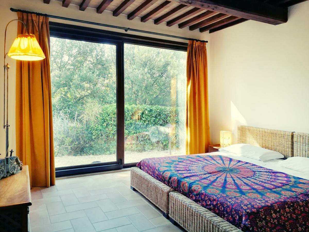 Casale Pundarika Guest House Riparbella Eksteriør bilde